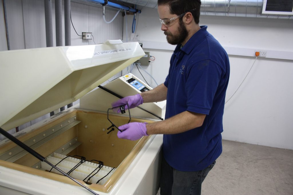 Salt Spray Test: Standar Pengujian Durabilitas Coil AC